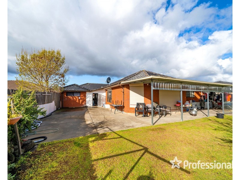 7 Adams Street, St Albans VIC 3021