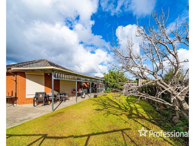 7 Adams Street, St Albans VIC 3021