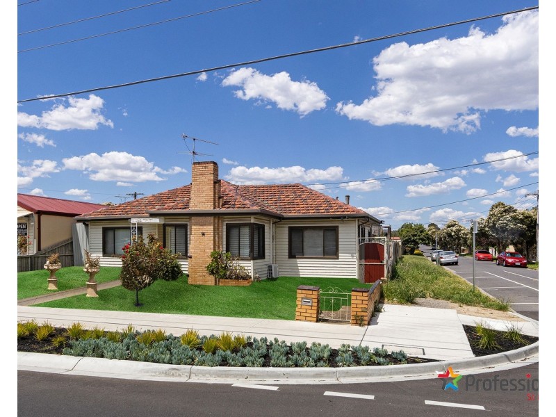 14 Northumberland Road, Sunshine North VIC 3020