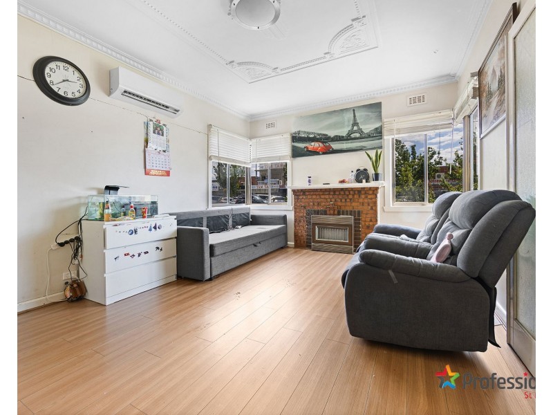 14 Northumberland Road, Sunshine North VIC 3020