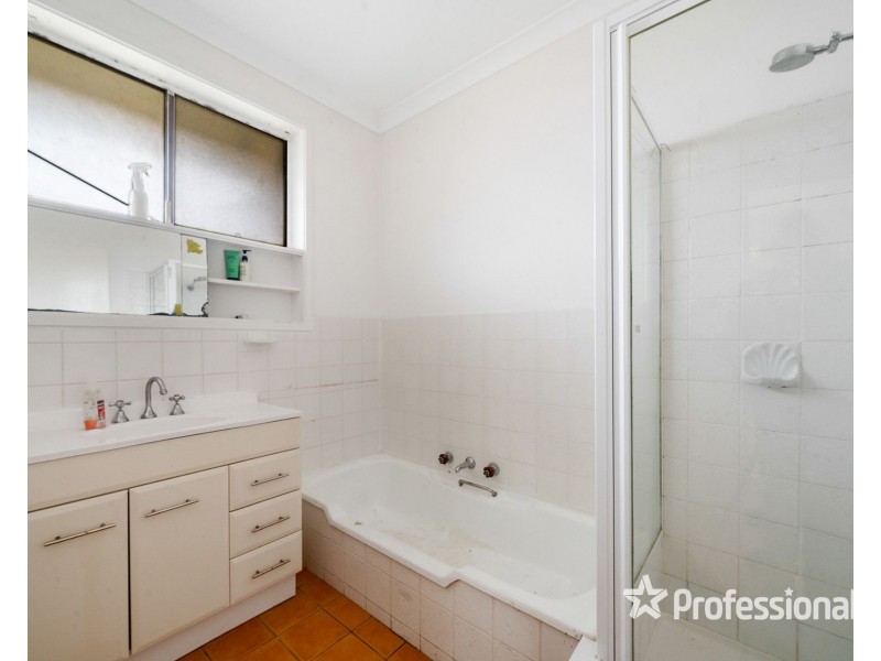 25 Camara Street, St Albans VIC 3021