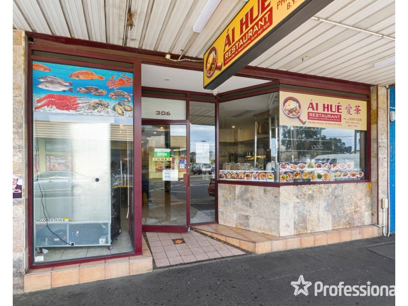 306 Main Road, St Albans VIC 3021