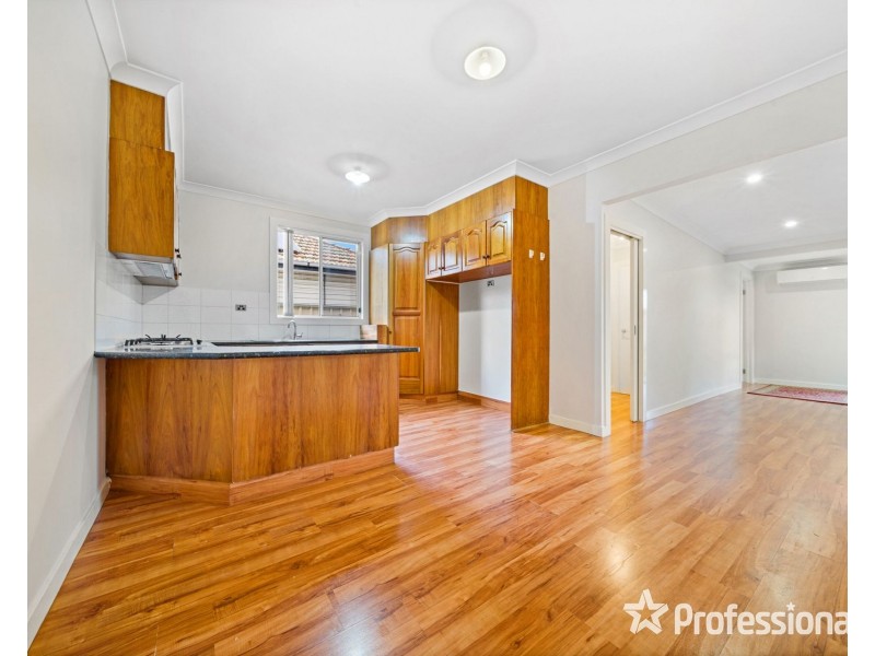 35 Walmer Avenue, St Albans VIC 3021