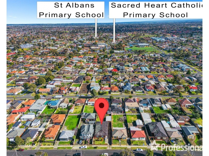77 Walmer Avenue, St Albans VIC 3021