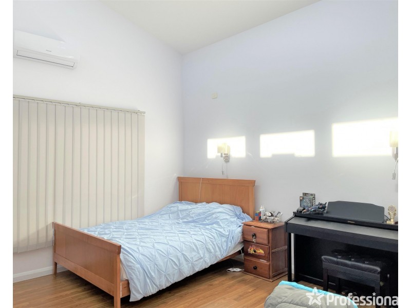 50 Stradbroke Drive, St Albans VIC 3021