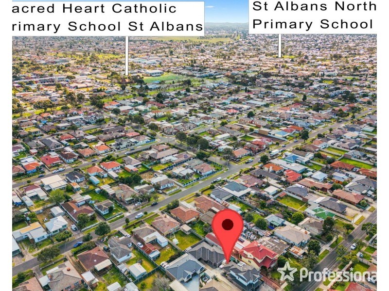 2/51 Walmer Avenue, St Albans VIC 3021