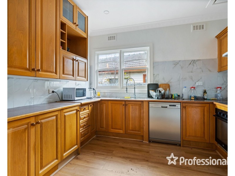 36 Albert Crescent, St Albans VIC 3021