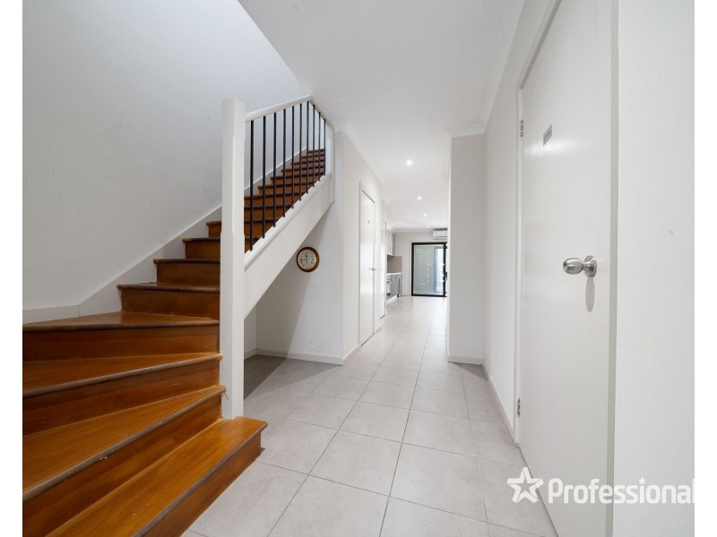 1/24 Romsey Avenue, Sunshine North VIC 3020