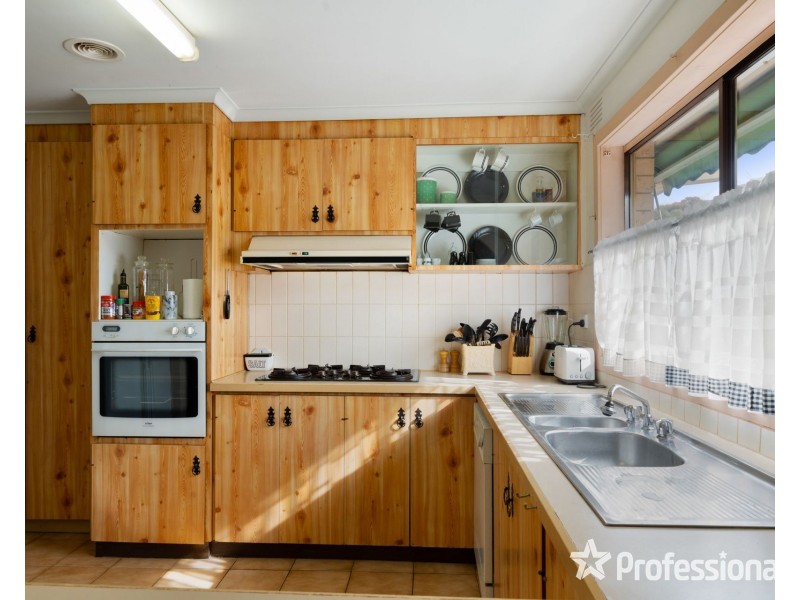 28 Hispano Drive, Keilor Downs VIC 3038