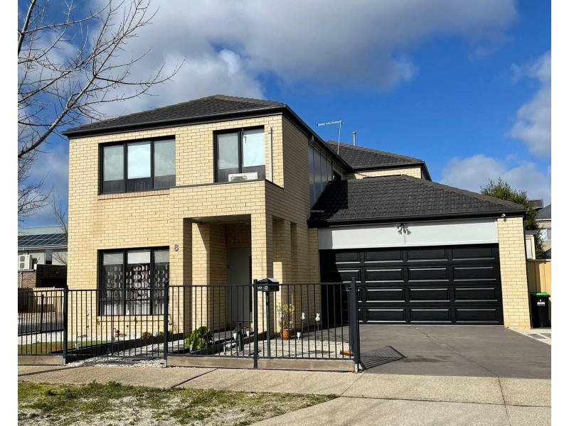 8 Tatterson Way, Caroline Springs VIC 3023