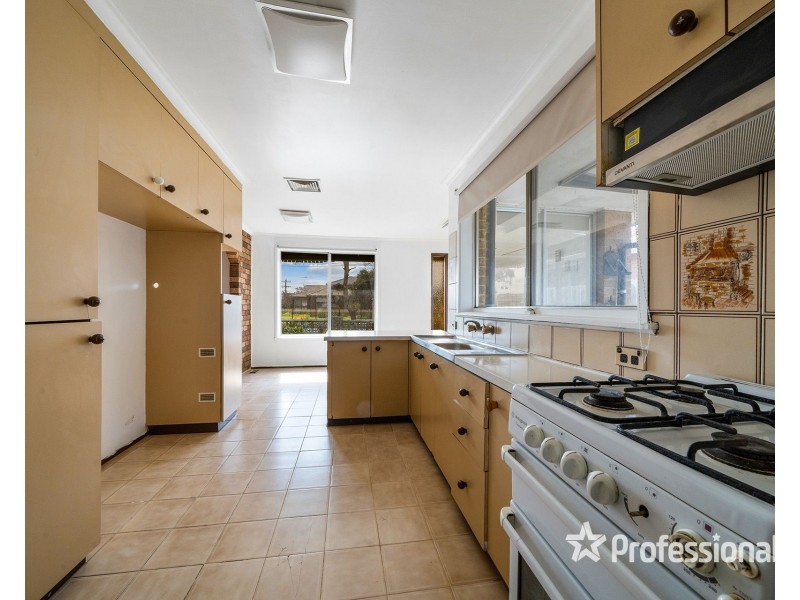 163 Gillespie Road, Kings Park VIC 3021