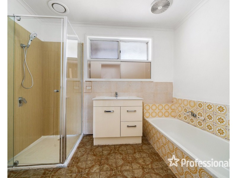 163 Gillespie Road, Kings Park VIC 3021