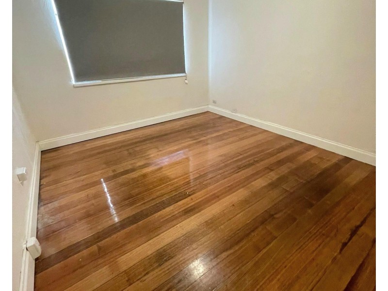 75 Errington Rd, St Albans VIC 3021