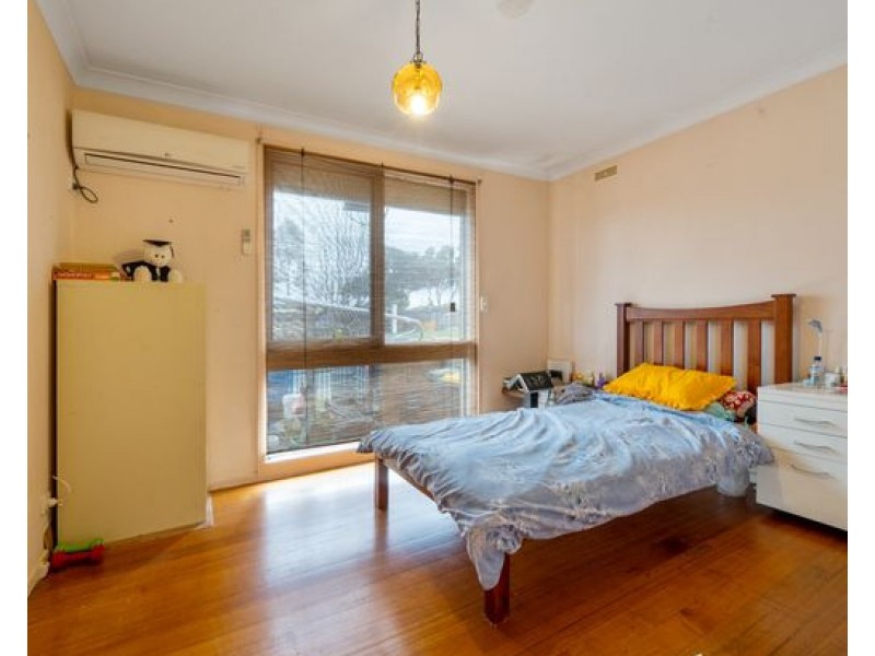 1/115 Station Road, Deer Park VIC 3023