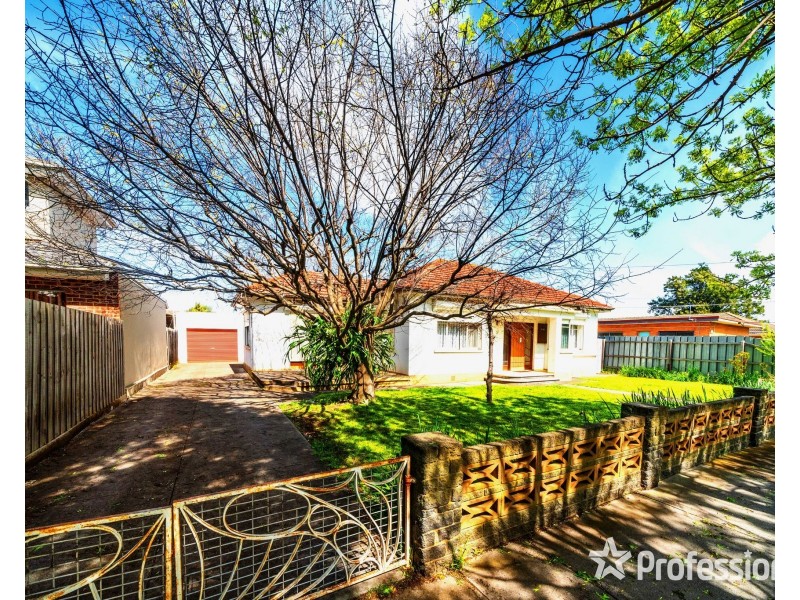 3 Adelaide Street, St Albans VIC 3021