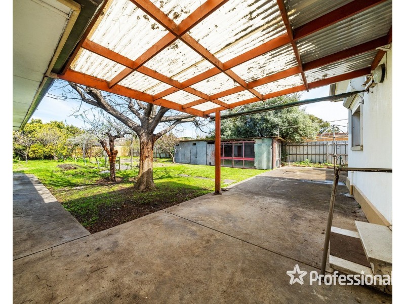 3 Adelaide Street, St Albans VIC 3021