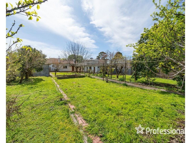 3 Adelaide Street, St Albans VIC 3021