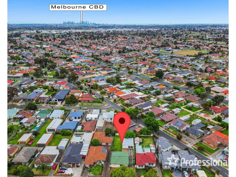 10 Errington Road, St Albans VIC 3021