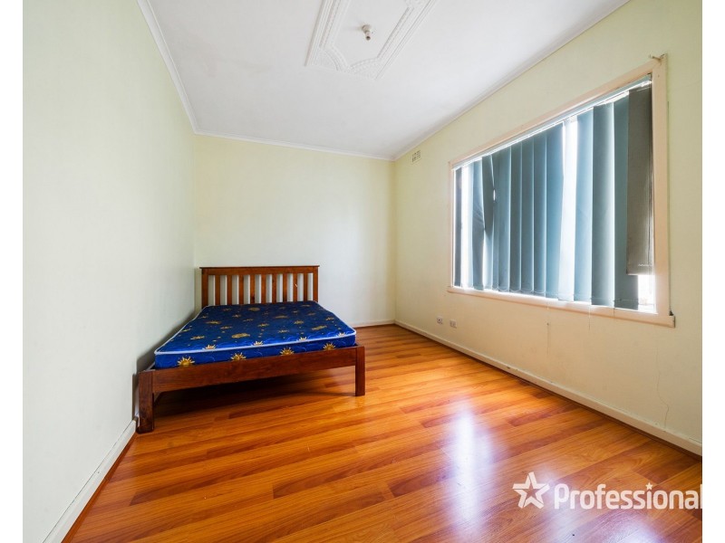 10 Scott Avenue, St Albans VIC 3021