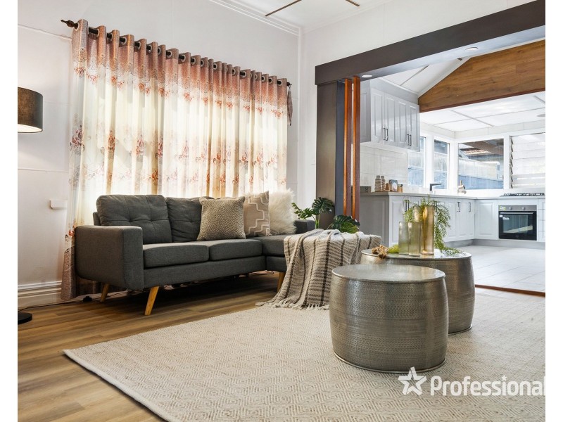 22 Hampshire Road, Sunshine VIC 3020