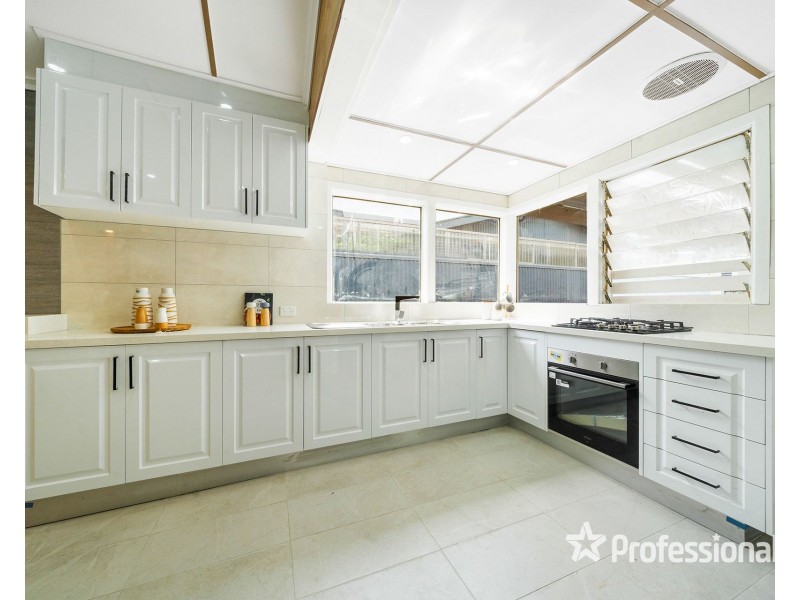 22 Hampshire Road, Sunshine VIC 3020