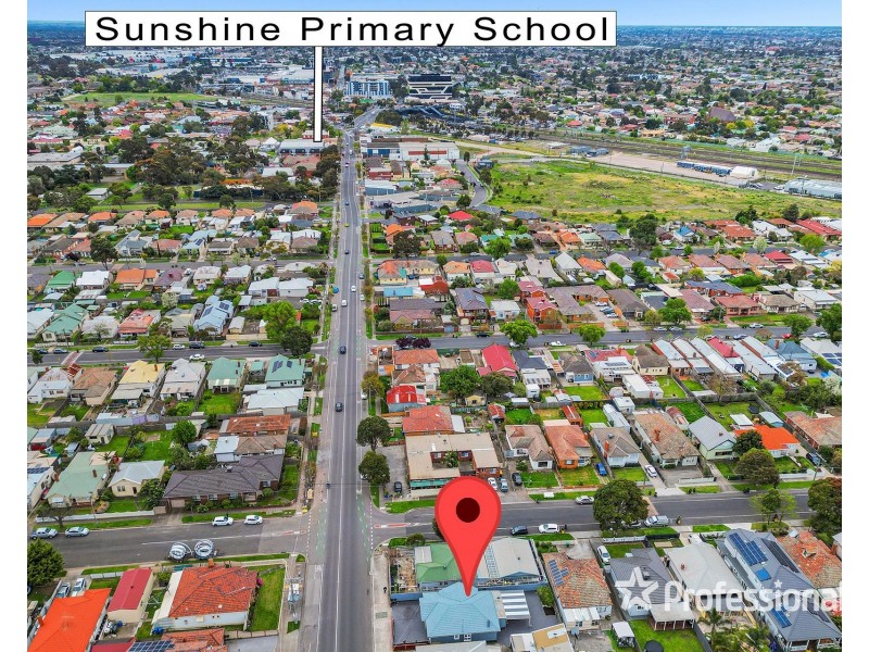 22 Hampshire Road, Sunshine VIC 3020