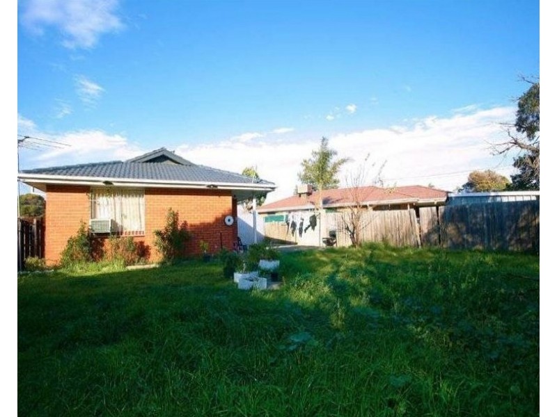 9 Felstead Avenue, Sunshine West VIC 3020