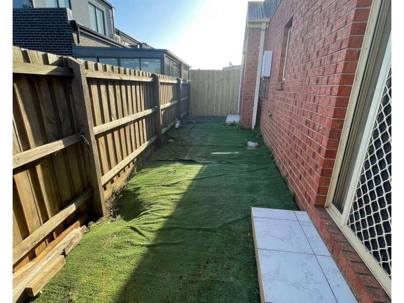 2/1 Pritchard Avenue, Braybrook VIC 3019