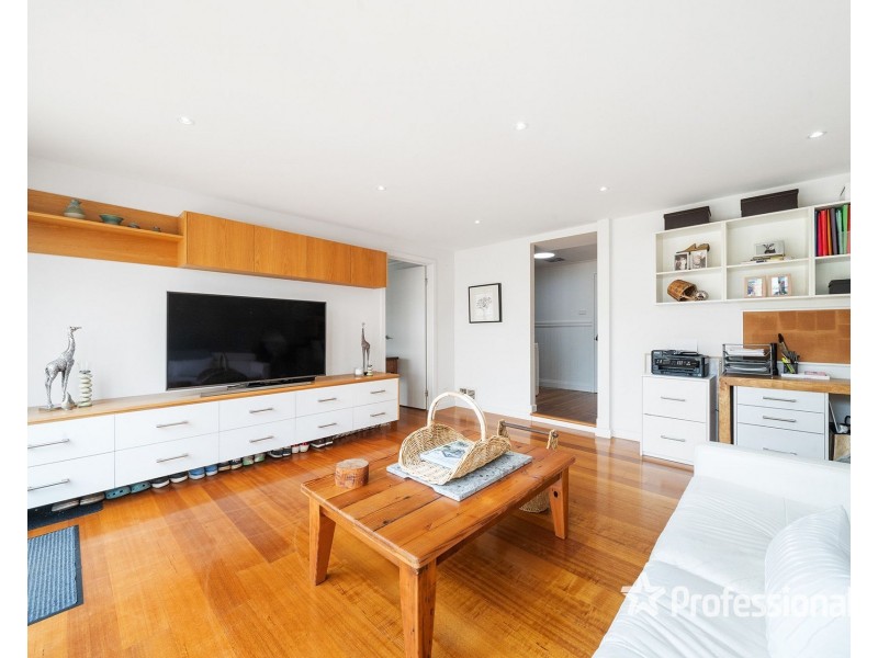 36 Huddersfield road, Deer Park VIC 3023