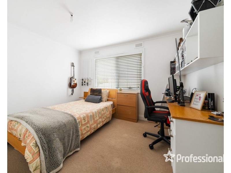 36 Huddersfield road, Deer Park VIC 3023