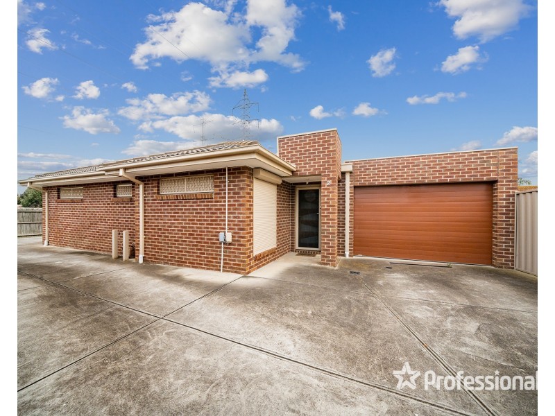 2/9 Gunyah Mews, St Albans VIC 3021