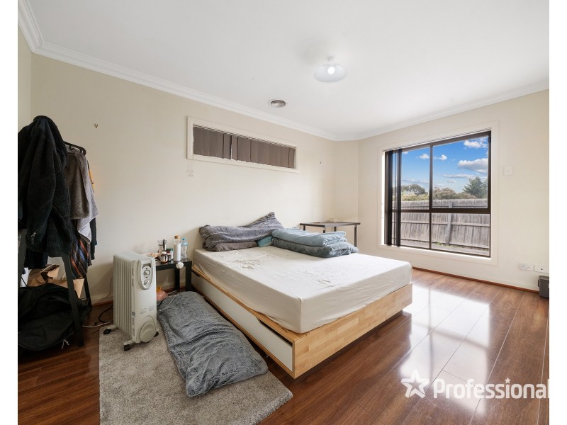 2/9 Gunyah Mews, St Albans VIC 3021