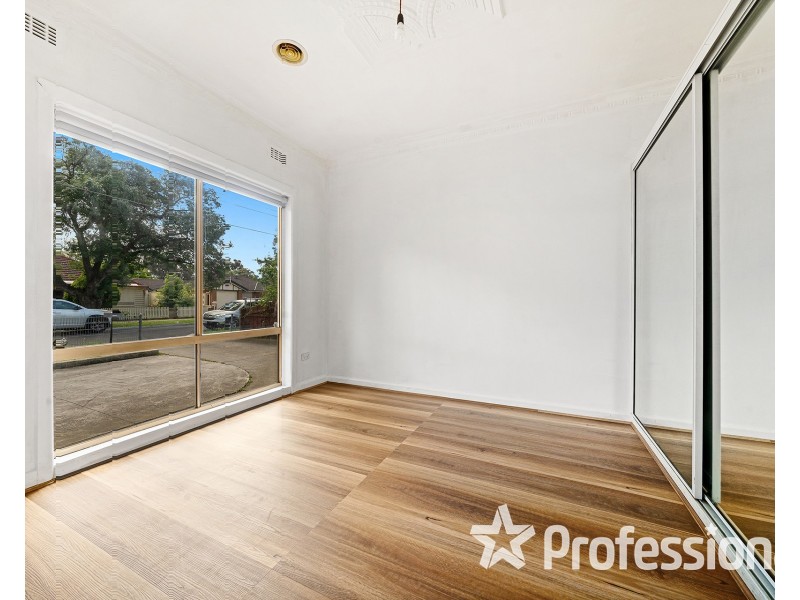 14 Beaver Street, St Albans VIC 3021