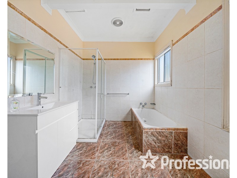 14 Beaver Street, St Albans VIC 3021