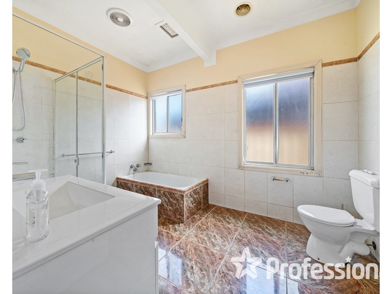 14 Beaver Street, St Albans VIC 3021