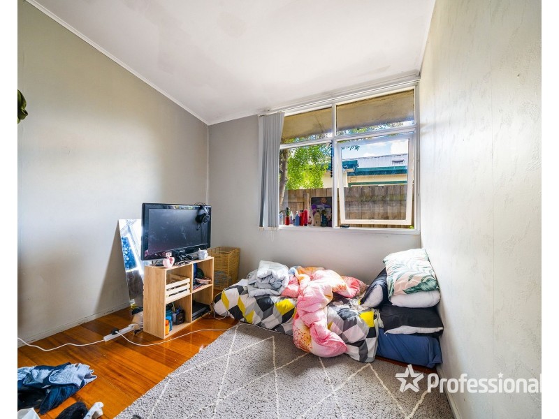 6 Conrad Street, St Albans VIC 3021