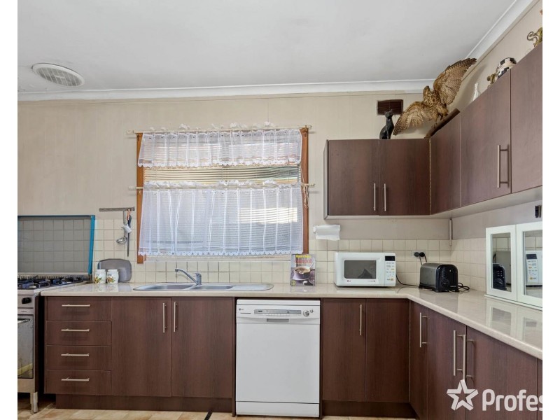 49 Dunkeld Avenue, Sunshine North VIC 3020