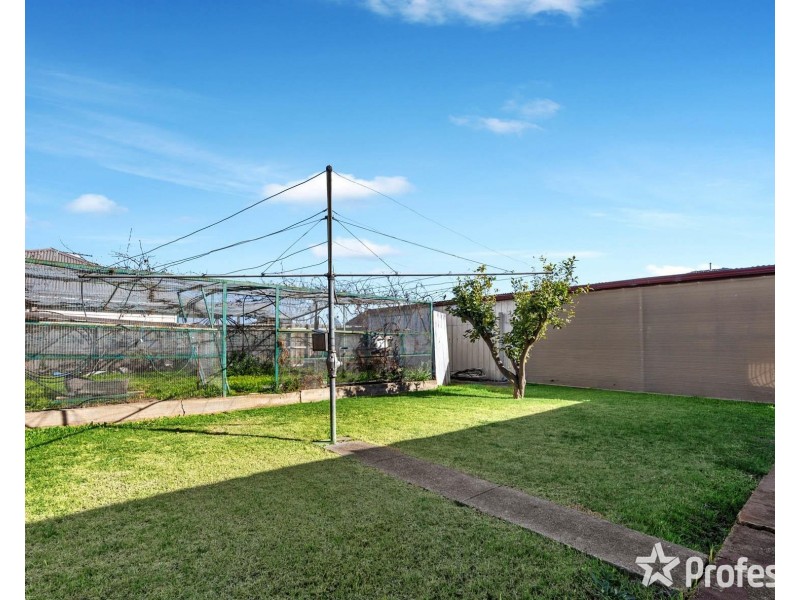 49 Dunkeld Avenue, Sunshine North VIC 3020
