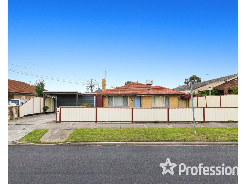 9 Moffat Street, St Albans VIC 3021