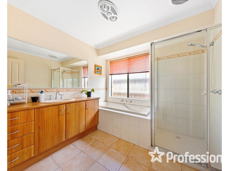 129 Power Street, St Albans VIC 3021