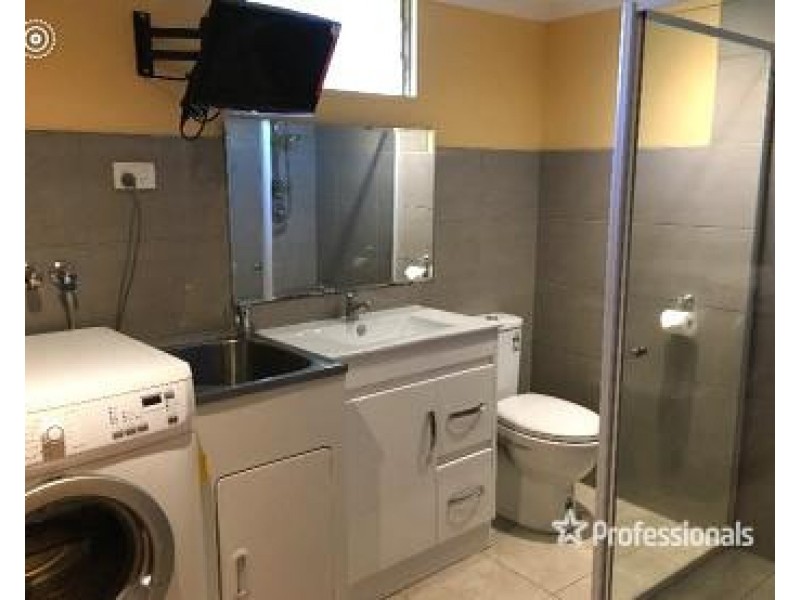 8 Gerald Street, Sunshine North VIC 3020