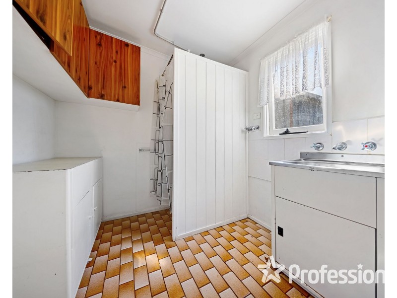 50 Vincent Avenue, St Albans VIC 3021