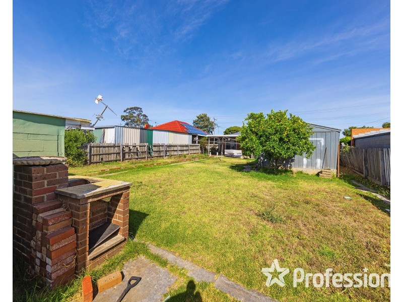 50 Vincent Avenue, St Albans VIC 3021