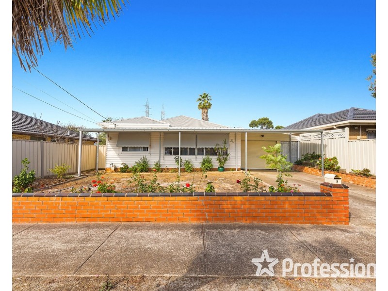 8 Ross Street, St Albans VIC 3021