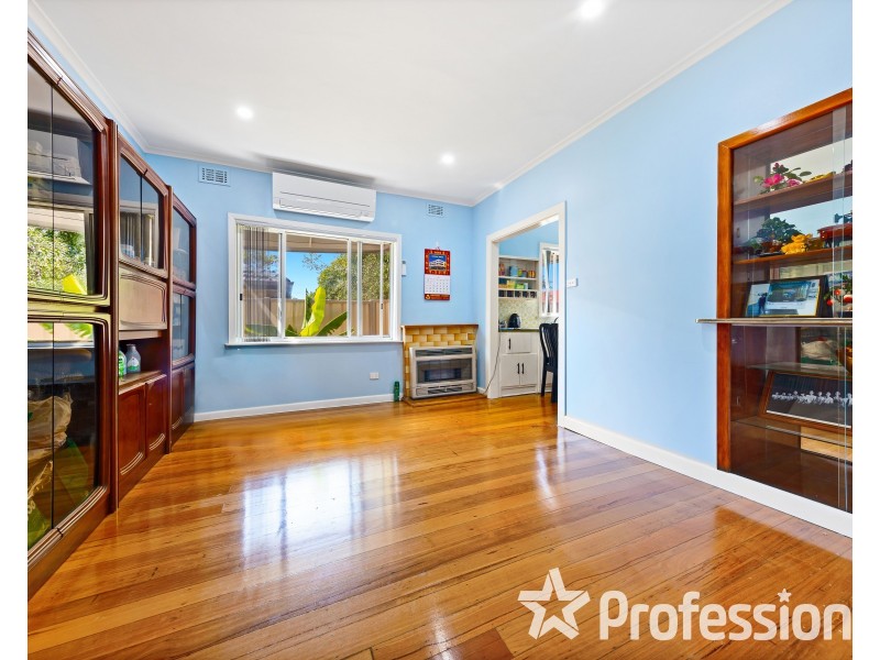 8 Ross Street, St Albans VIC 3021