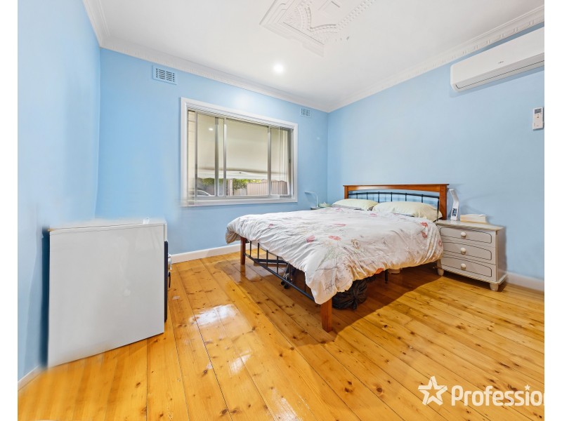 8 Ross Street, St Albans VIC 3021