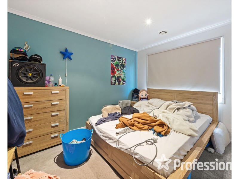 51 Marina Drive, Melton VIC 3337