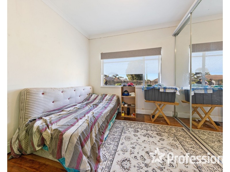 75 Errington Road, St Albans VIC 3021