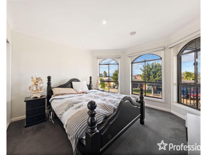 3 Pimelea Way, Hillside VIC 3037
