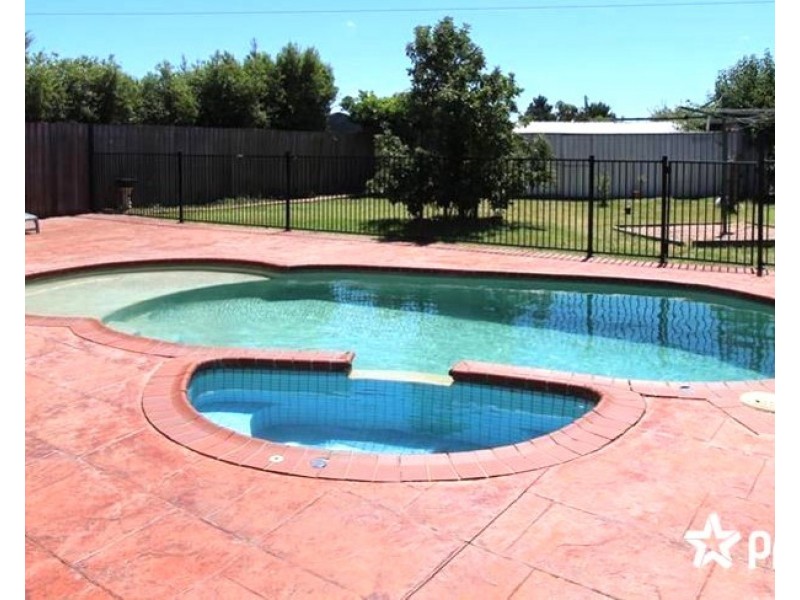 29 Magnolia Street, St Albans VIC 3021